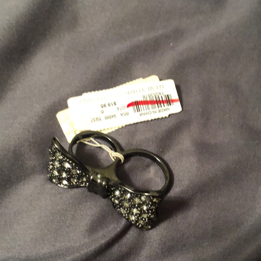 Bow Double ring. Size 6